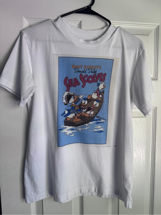 Uniqlo Tops - Disney Donald Duck Graphic Tee Short Sleeve T-shirt Disneyworld Shirt Gift